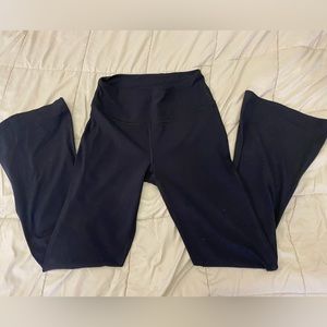 Lululemon yoga pants